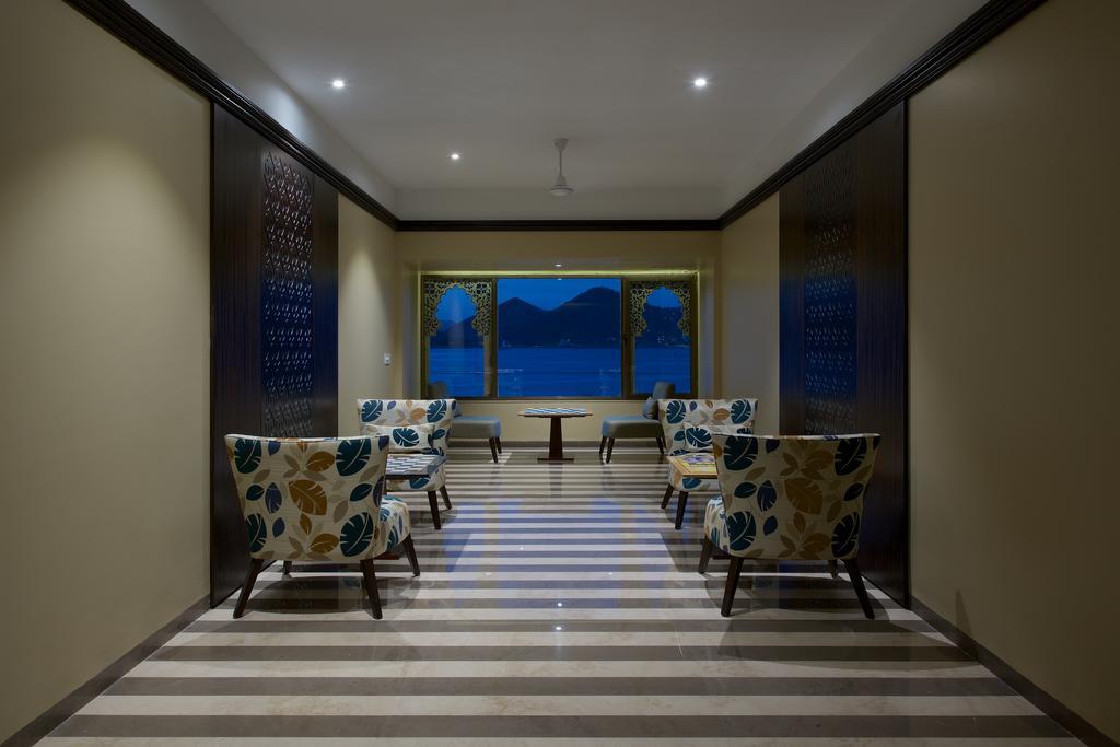 Hotel Lakend Udaipur Exterior photo