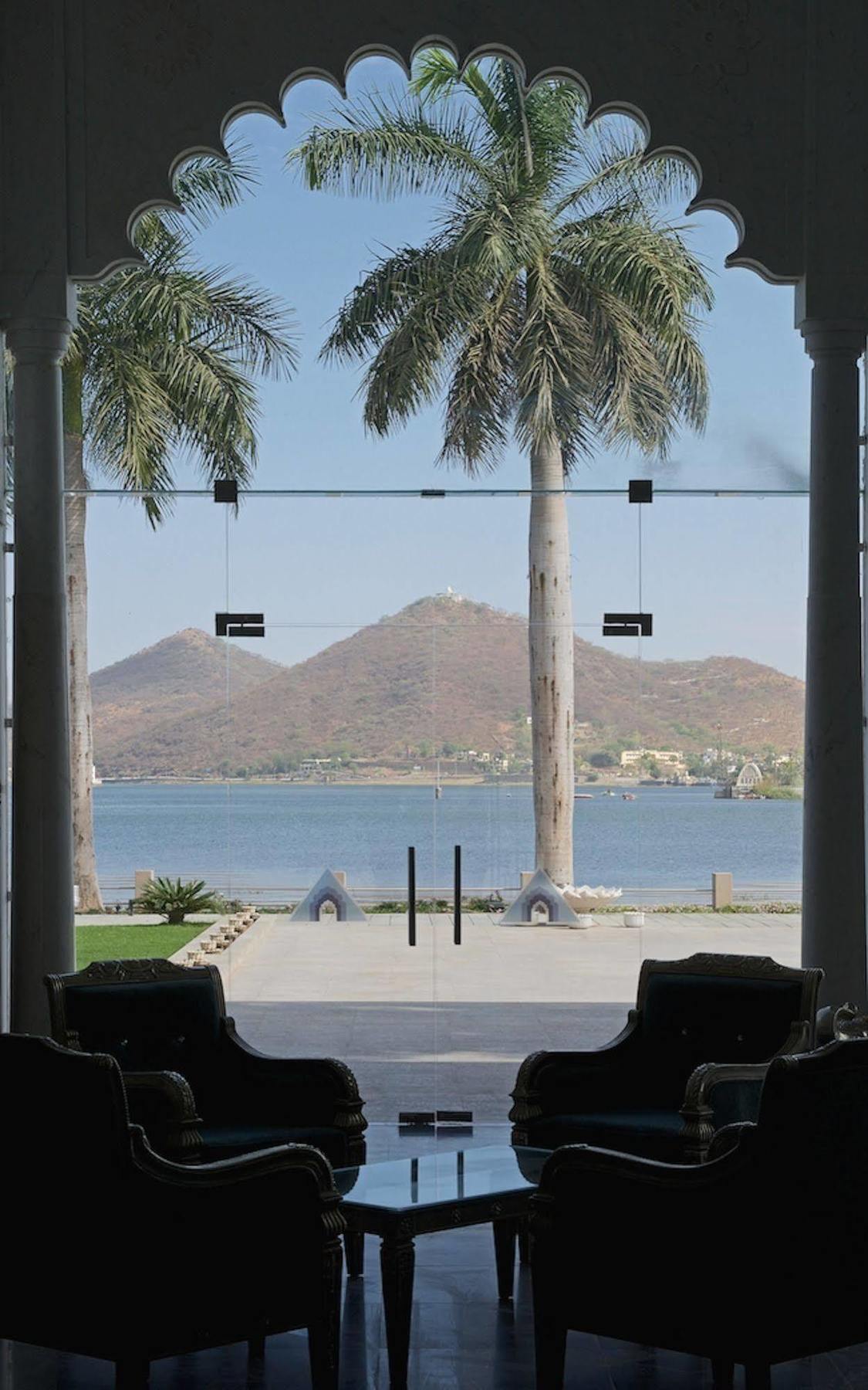 Hotel Lakend Udaipur Exterior photo