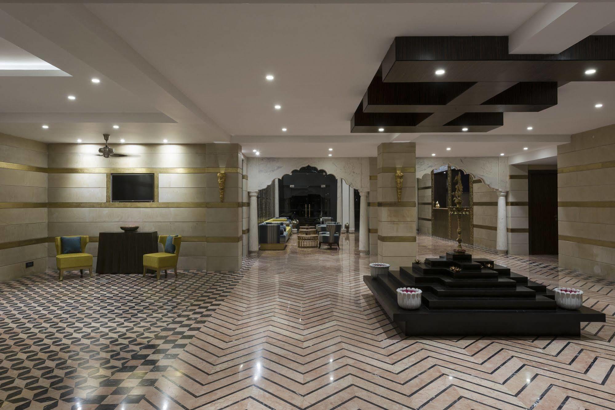 Hotel Lakend Udaipur Exterior photo