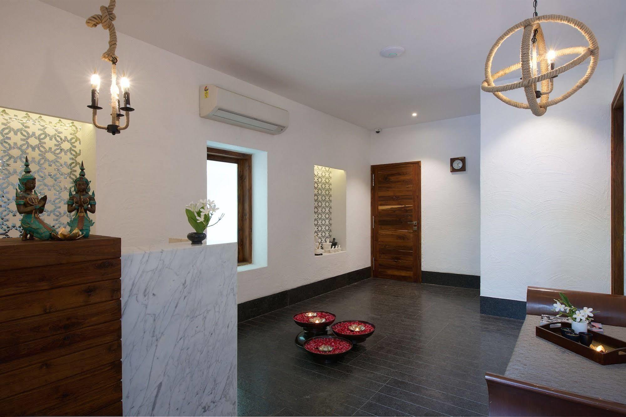 Hotel Lakend Udaipur Exterior photo